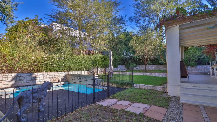 4 Bedroom Property for Sale in Riebeek Kasteel Western Cape